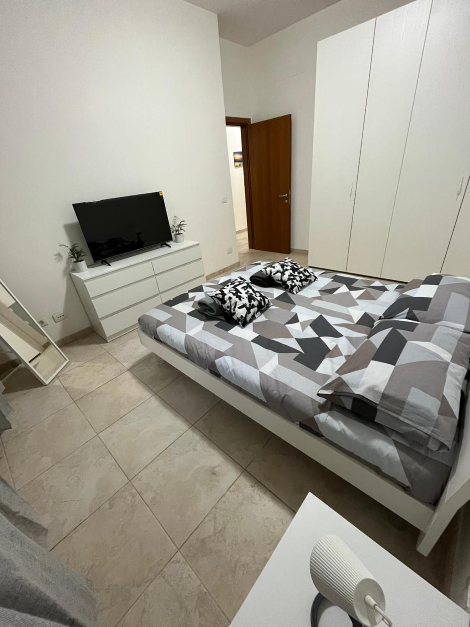 Monti Exclusive Apartment Roma Esterno foto